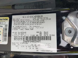 2019 Ford Fusion SEL with VIN 3FA6P0CD4KR224479, listed as a IAAI auction lot 40087591 with 92,833 mi miles. Bid and sale history available at carsss.com. Image 9.