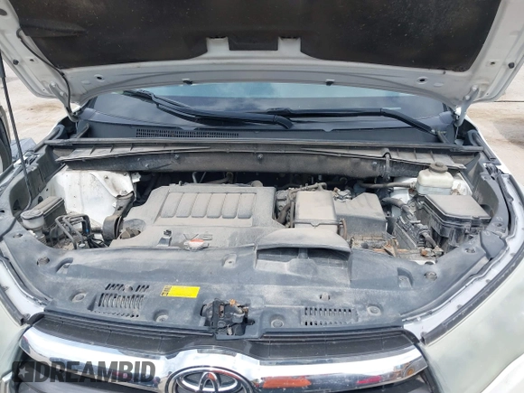 2015 Toyota Highlander Limited with VIN 5TDDKRFH9FS204671, listed as a IAAI auction lot 42503768 with 275,365 mi miles and . Bid and sale history available at DreamBid. Image 10.