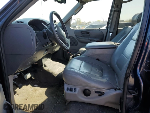 2003 Ford F-150 XLT with VIN 1FTRW08L33KB57468, listed as a Copart auction lot 53745075 with 233,797 mi miles and Clean Title. Bid and sale history available at carsss.com. Image 7.