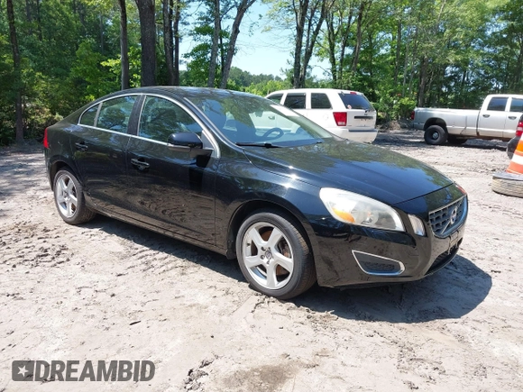 2013 Volvo S60 T5 Premier with VIN YV1612FS8D2206831, listed as a IAAI auction lot 42409968 with 131,992 mi miles and . Bid and sale history available at DreamBid. Image 1.