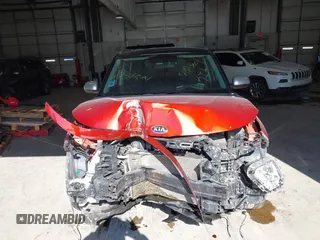 2020 Kia Soul LX with VIN KNDJ23AU4L7050350, listed as a IAAI auction lot 41608088 with 81,344 mi miles. Bid and sale history available at carsss.com. Image 12.