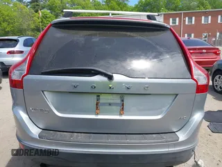 2011 Volvo XC60 3.2L с VIN YV4940DZ6B2185745, выставлен на аукционе IAAI как лот 42257898 с пробегом 145 035 миль миль и . История ставок и продаж доступна на DreamBid. Изображение 16.