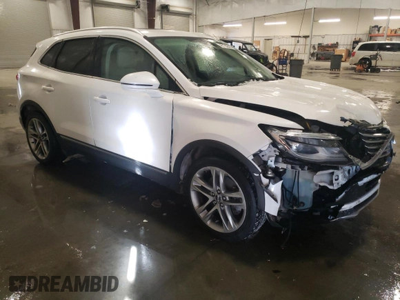 2015 Lincoln MKC with VIN 5LMTJ2AH5FUJ15147, listed as a Copart auction lot 45133245 with 110,872 mi miles and Salvage Title. Bid and sale history available at carsss.com. Image 4.