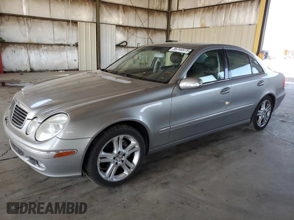 2004 Mercedes-Benz E 500 z VIN WDBUF70J34A492118, wystawiony jako Copart lot #56746975 z przebiegiem 109 871 mil mil oraz Szkoda całkowita • Salvage title. Historia ofert i sprzedaży dostępna na DreamBid. Obrazek 1.