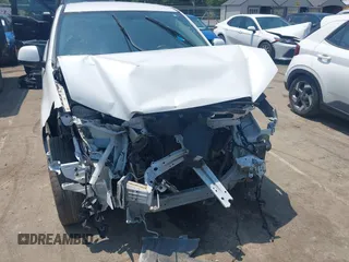 2015 Mitsubishi Outlander ES z VIN 4A4AP3AW0FE049546, wystawiony jako IAAI lot #42422937 z przebiegiem 130 254 mil mil oraz . Historia ofert i sprzedaży dostępna na DreamBid. Obrazek 6.