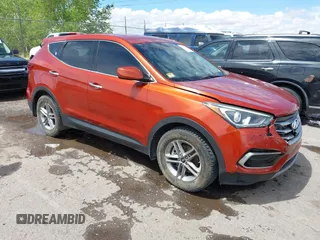 2017 Hyundai Santa Fe 2.4L z VIN 5XYZT3LB9HG488884, wystawiony jako IAAI lot #42194208 z przebiegiem 131 394 mil mil oraz . Historia ofert i sprzedaży dostępna na DreamBid. Obrazek 1.