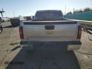 2008 Chevrolet Silverado 1500 LTZ with VIN 2GCEK190581265618, listed as a Copart auction lot 53326745 with 213,700 mi miles and Salvage Title. Bid and sale history available at DreamBid. Image 6.