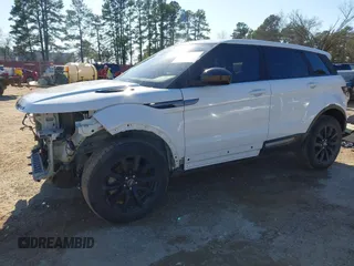 2019 Land Rover Range Rover Evoque SE with VIN SALVP2RX2KH352197, listed as a IAAI auction lot 41202036 with 109,212 mi miles. Bid and sale history available at carsss.com. Image 2.