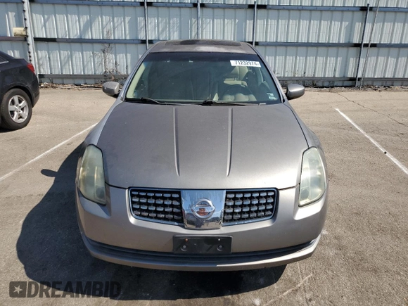 2004 Nissan Maxima SE with VIN 1N4BA41E14C852424, listed as a Copart auction lot 71232974 with 190,530 mi miles and Clean Title. Bid and sale history available at DreamBid. Image 5.