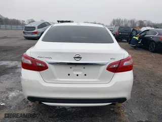 2018 Nissan Altima 2.5 SV with VIN 1N4AL3AP5JC216408, listed as a IAAI auction lot 41481988 with 216,407 mi miles. Bid and sale history available at carsss.com. Image 16.