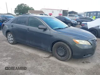 2008 Toyota Camry LE z VIN 4T1BE46K78U216051, wystawiony jako IAAI lot #42329285 z przebiegiem 232 959 mil mil oraz . Historia ofert i sprzedaży dostępna na DreamBid. Obrazek 1.