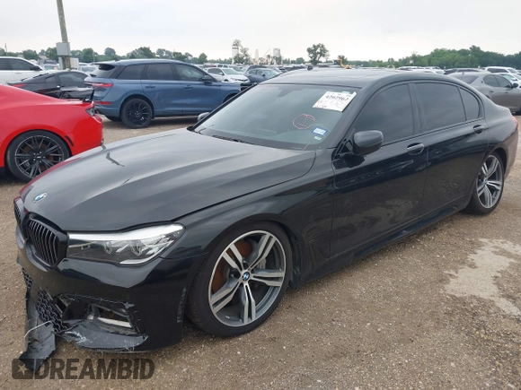 2017 BMW 7 Series 740i z VIN WBA7E2C36HG741092, wystawiony jako IAAI lot #42029625 z przebiegiem 60 389 mil mil oraz . Historia ofert i sprzedaży dostępna na DreamBid. Obrazek 17.