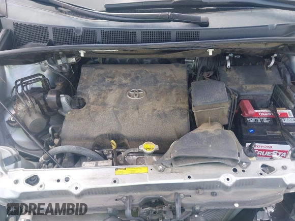 2015 Toyota Sienna XLE with VIN 5TDYK3DC5FS685735, listed as a IAAI auction lot 42139229 with 87,694 mi miles and . Bid and sale history available at DreamBid. Image 10.