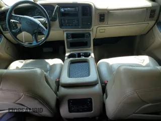 2005 Chevrolet Tahoe Z71 with VIN 1GNEC13T85R200692, listed as a Copart auction lot 62088855 with 242,402 mi miles and Salvage title. Bid and sale history available at DreamBid. Image 8.