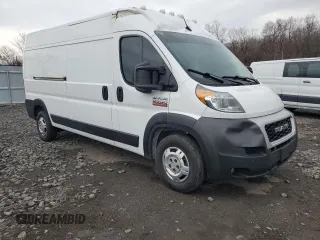 2022 Ram ProMaster Cargo with VIN 3C6LRVDG6NE110192, listed as a Copart auction lot 47026385 with 27,000 mi miles and Clean Title. Bid and sale history available at carsss.com. Image 4.