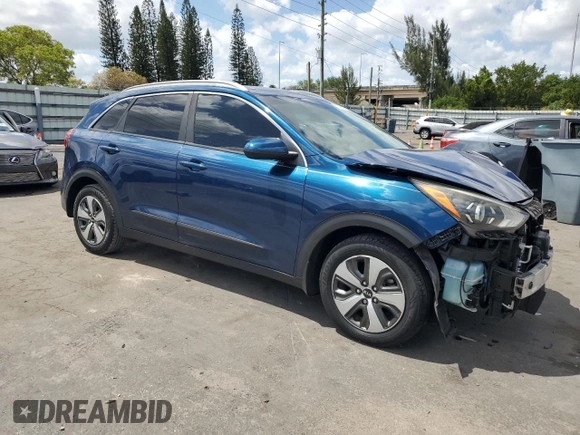 2017 Kia Niro LX with VIN KNDCB3LC2H5082018, listed as a Copart auction lot 53488755 with 122,830 mi miles and Salvage Title. Bid and sale history available at DreamBid. Image 4.
