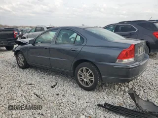 2007 Volvo S60 2.5L Turbo with VIN YV1RH592X72618081, listed as a Copart auction lot 77855534 with 178,360 mi miles and Clean Title. Bid and sale history available at carsss.com. Image 2.