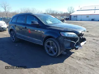 2014 Audi Q7 3.0T S line Prestige with VIN WA1DGBFE7ED010188, listed as a IAAI auction lot 41686912 with 149,233 mi miles. Bid and sale history available at carsss.com. Image 1.