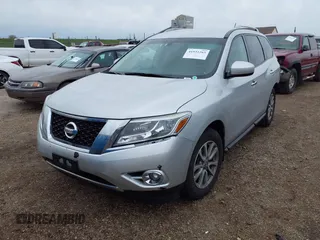 2016 Nissan Pathfinder Platinum with VIN 5N1AR2MM8GC658933, listed as a IAAI auction lot 41931265 with 117,274 mi miles. Bid and sale history available at carsss.com. Image 19.