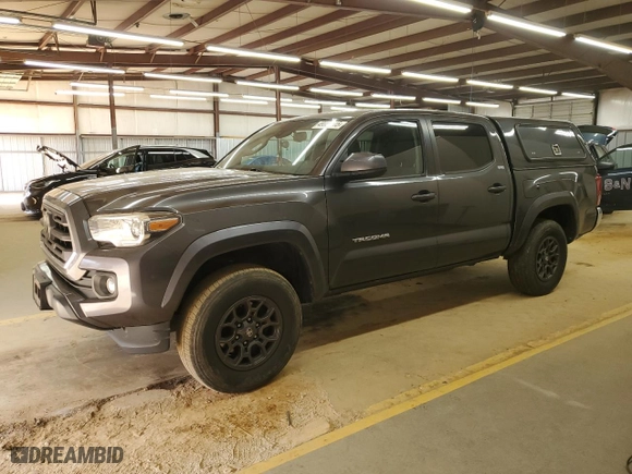 2018 Toyota Tacoma SR5 with VIN 3TMAZ5CN4JM053930, listed as a Copart auction lot 49952015 with NaN miles and Clean Title. Bid and sale history available at carsss.com. Image 1.