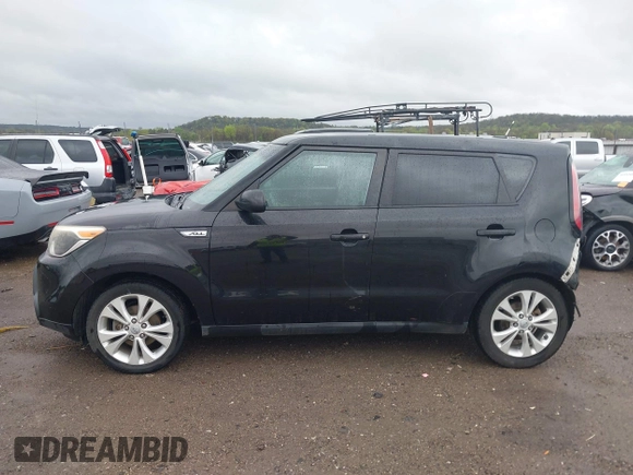 2015 Kia Soul + with VIN KNDJP3A58F7779613, listed as a IAAI auction lot 41944453 with 196,196 mi miles. Bid and sale history available at carsss.com. Image 15.