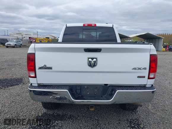 2012 Ram 2500 Big Horn with VIN 3C6UD5DL8CG119834, listed as a IAAI auction lot 39124274 with 197,596 mi miles. Bid and sale history available at carsss.com. Image 17.