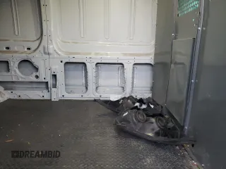 2022 Ford Transit Cargo with VIN 1FTBR1C81NKA73847, listed as a Copart auction lot 82311624 with 81,869 mi miles and Salvage title. Bid and sale history available at DreamBid. Image 10.