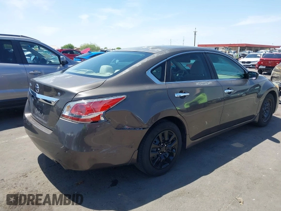 2015 Nissan Altima SL z VIN 1N4AL3AP1FC222925, wystawiony jako IAAI lot #42504682 z przebiegiem 104 012 mil mil oraz . Historia ofert i sprzedaży dostępna na DreamBid. Obrazek 6.