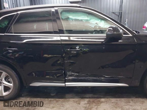 2024 Audi Q5 Premium with VIN WA1ABAFY0R2064293, listed as a IAAI auction lot 41084226 with 5,701 mi miles and . Bid and sale history available at DreamBid. Image 18.