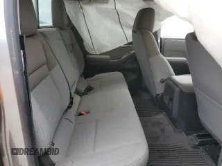 2023 Nissan Frontier SV z VIN 1N6ED1EJ7PN638273, wystawiony jako Copart lot #55826515 z przebiegiem Nie podano mil oraz Szkoda całkowita • Salvage title. Historia ofert i sprzedaży dostępna na DreamBid. Obrazek 10.