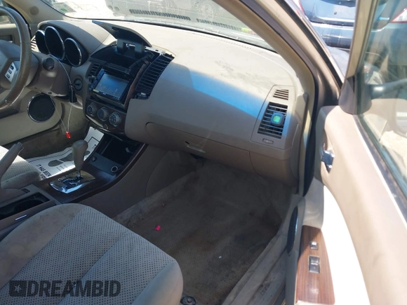2005 Nissan Altima 3.5 SE with VIN 1N4BL11D95N905862, listed as a IAAI auction lot 41968915 with 191,646 mi miles. Bid and sale history available at carsss.com. Image 5.