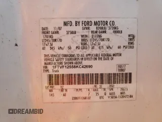 2008 Ford F-150 XL с VIN 1FTVF12558KC42690, выставлен на аукционе Copart как лот 74111474 с пробегом 284 372 миль миль и Списание • Salvage title. История ставок и продаж доступна на DreamBid. Изображение 12.