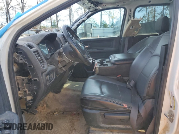 2019 Ram 3500 Tradesman with VIN 3C7WRSCL1KG551105, listed as a Copart auction lot 82125434 with 85,404 mi miles and Salvage Title. Bid and sale history available at carsss.com. Image 7.