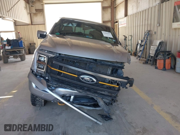 2022 Ford F-150 XL with VIN 1FTEW1E87NFC14464, listed as a IAAI auction lot 42262127 with 39,614 mi miles and . Bid and sale history available at DreamBid. Image 12.