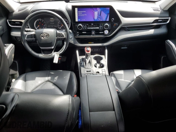 2023 Toyota Highlander L with VIN 5TDKDRBH5PS005383, listed as a Copart auction lot 59811145 with 18,507 mi miles and Salvage title. Bid and sale history available at DreamBid. Image 8.