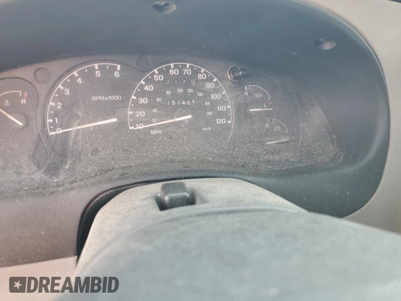 2000 Ford Explorer XLS z VIN 1FMZU62X6YZB94402, wystawiony jako Copart lot #58766885 z przebiegiem Nie podano mil oraz Czysty tytuł • Clean title. Historia ofert i sprzedaży dostępna na DreamBid. Obrazek 9.