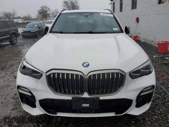 2020 BMW X5 M50i with VIN 5UXJU4C08L9C39129, listed as a Copart auction lot 48999914 with 32,851 mi miles and Salvage Title. Bid and sale history available at carsss.com. Image 5.
