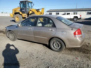2007 Kia Spectra EX with VIN KNAFE121675381869, listed as a Copart auction lot 75306354 with 171,044 mi miles and Salvage Title. Bid and sale history available at carsss.com. Image 2.