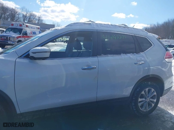 2016 Nissan Rogue SV with VIN KNMAT2MV2GP616894, listed as a IAAI auction lot 41497279 with 140,951 mi miles. Bid and sale history available at carsss.com. Image 14.