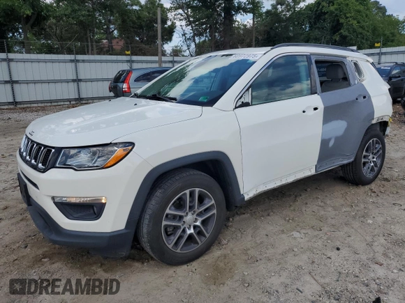2019 Jeep Compass Altitude with VIN 3C4NJCBB0KT692494, listed as a Copart auction lot 60972975 with 75,517 mi miles and Salvage title. Bid and sale history available at DreamBid. Image 1.