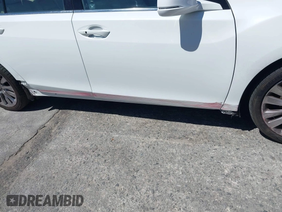 2014 Acura RLX Tech Pkg with VIN JH4KC1F51EC001557, listed as a IAAI auction lot 41937077 with 45,392 mi miles. Bid and sale history available at carsss.com. Image 6.