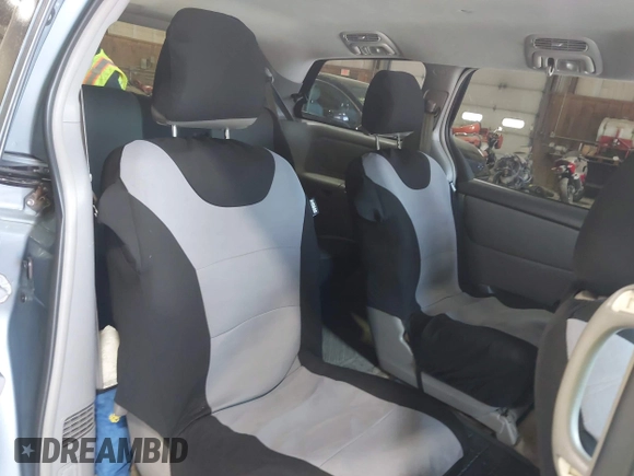 2007 Toyota Sienna CE with VIN 5TDZK23C77S035967, listed as a IAAI auction lot 42166445 with 223,114 mi miles. Bid and sale history available at carsss.com. Image 8.