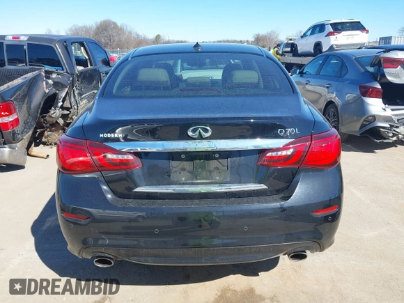 2017 Infiniti Q70 3.7 with VIN JN1BY1PP2HM170538, listed as a IAAI auction lot 41645612 with 143,649 mi miles and . Bid and sale history available at DreamBid. Image 16.