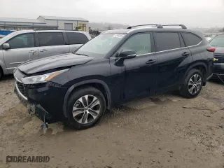 2020 Toyota Highlander XLE with VIN 5TDHZRBH0LS511869, listed as a Copart auction lot 43069265 with 107,098 mi miles and Salvage Title. Bid and sale history available at carsss.com. Image 1.