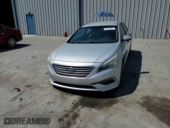 2015 Hyundai Sonata SE z VIN 5NPE24AF6FH108144, wystawiony jako Copart lot #58140065 z przebiegiem 126 031 mil mil oraz Szkoda całkowita • Salvage title. Historia ofert i sprzedaży dostępna na DreamBid. Obrazek 13.