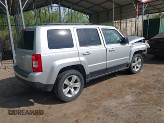2013 Jeep Patriot Sport с VIN 1C4NJRBB8DD279704, выставлен на аукционе IAAI как лот 42101899 с пробегом 130 439 миль миль и . История ставок и продаж доступна на DreamBid. Изображение 4.