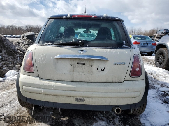 2002 MINI Hardtop with VIN WMWRC334X2TC38342, listed as a Copart auction lot 45706475 with 107,735 mi miles and Salvage Title. Bid and sale history available at DreamBid. Image 6.