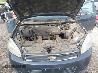 2009 Chevrolet Impala LS with VIN 2G1WB57K191242217, listed as a IAAI auction lot 42099276 with 172,035 mi miles and . Bid and sale history available at DreamBid. Image 10.