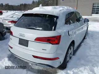 2021 Audi Q5 Prestige with VIN WA1CAAFY4M2108221, listed as a IAAI auction lot 41485079 with 14,154 mi miles. Bid and sale history available at carsss.com. Image 4.