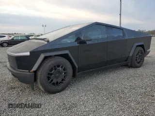 2024 Tesla Cybertruck z VIN 7G2CEHED0RA022596, wystawiony jako Copart lot #77222434 z przebiegiem Nie podano mil oraz Nie do naprawy • Non repairable. Historia ofert i sprzedaży dostępna na DreamBid. Obrazek 1.